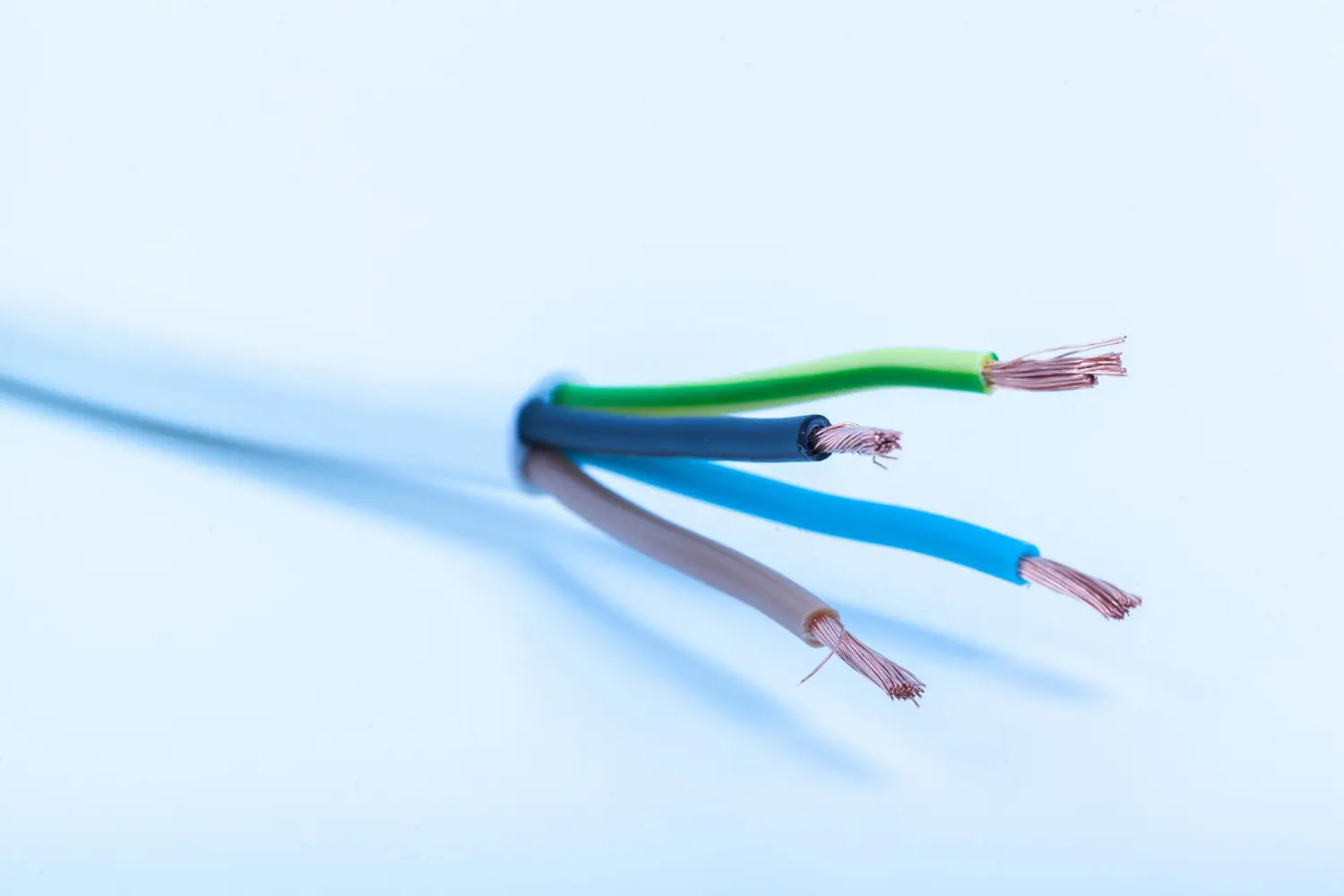 Elektrik Kablosu Renkleri ve Anlamları